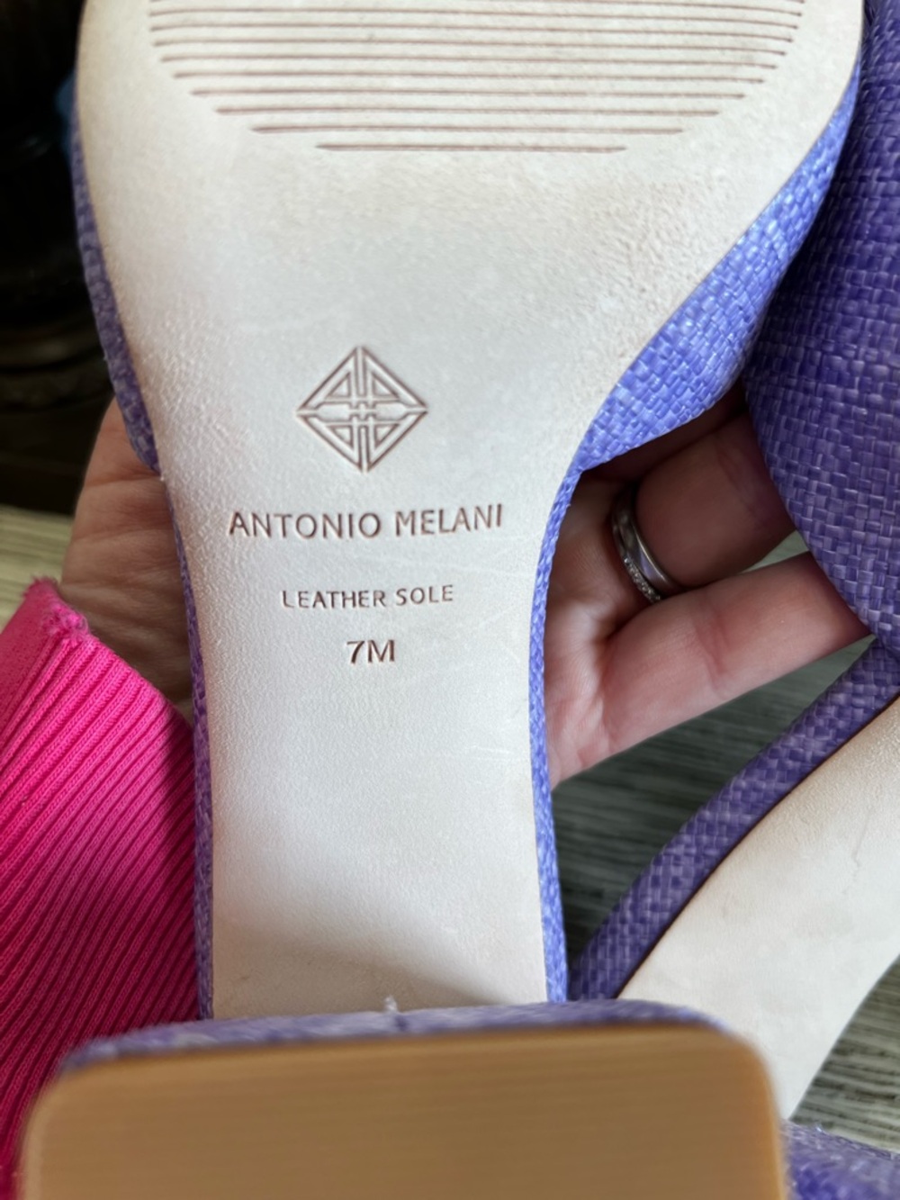 NEW!!! Never Worn ANTONIO MELANI Glora Raffia Lilac Pom-Pom Block Heels - Picture 8 of 8